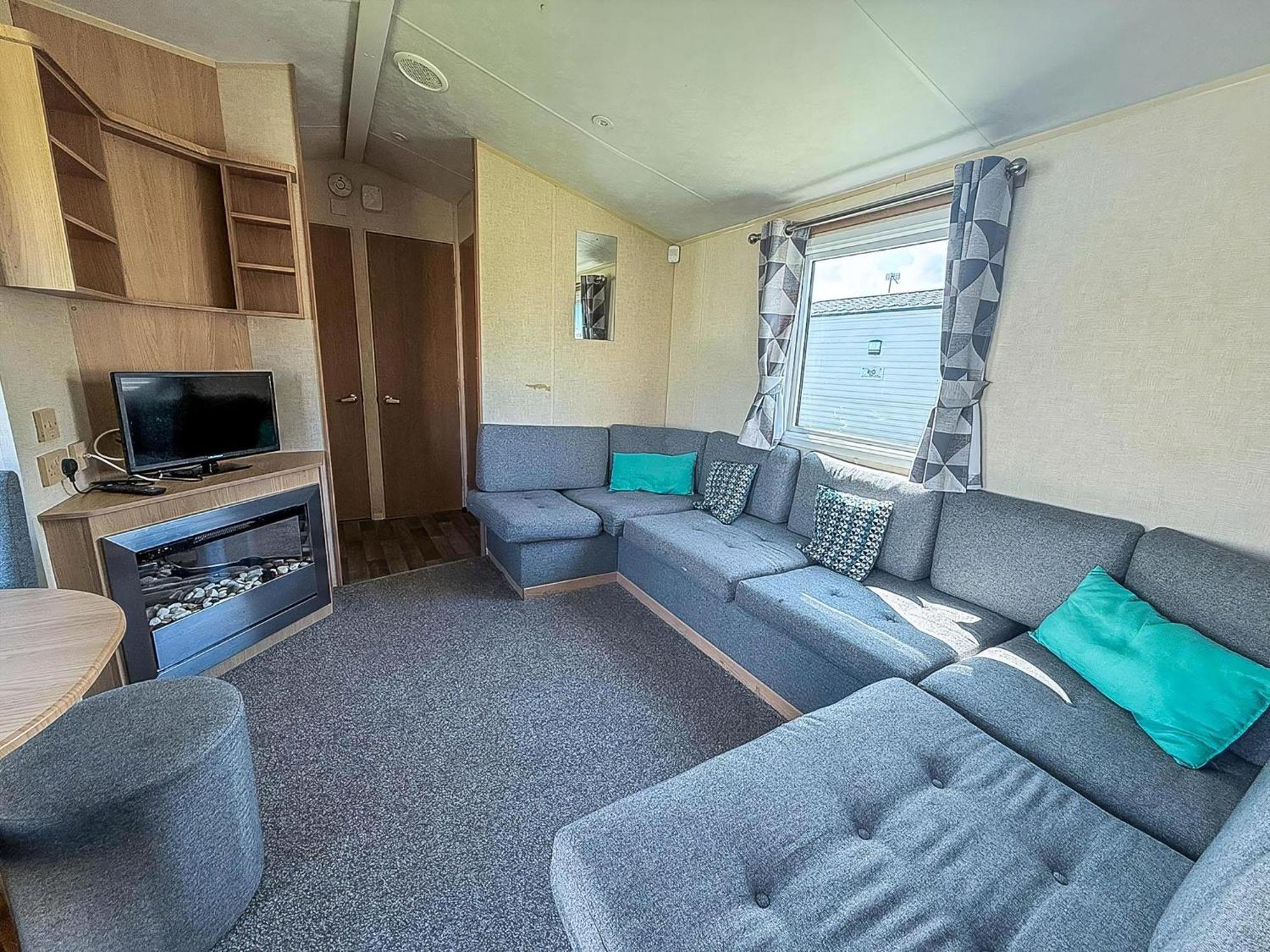 Lovely 8 Berth Caravan Nearby Scratby Beach In Norfolk Ref 50021F Great Yarmouth Exterior foto
